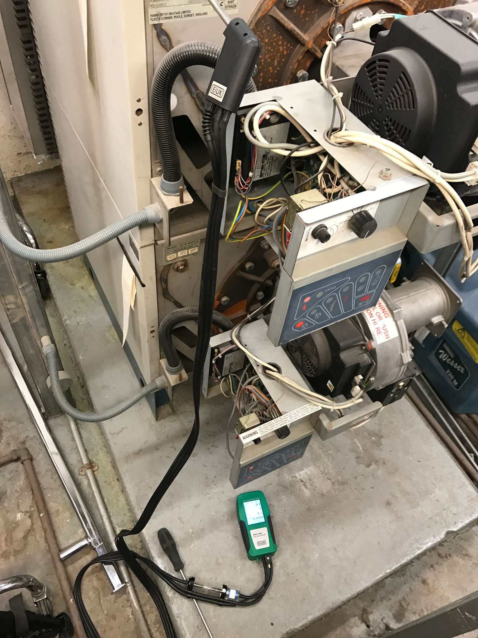 gas safe registered engineer near me Ilford, IG1